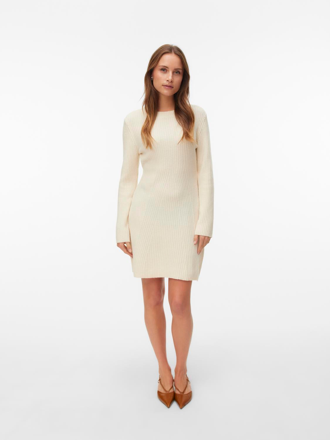 model_shot-front